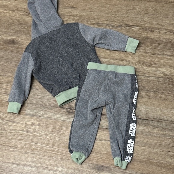 Star Wars 3D Kids Gray and Green Jogger Set - Picture 6 of 6